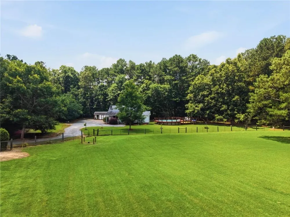660 Mount Zion Road NE Resaca, GA 30735