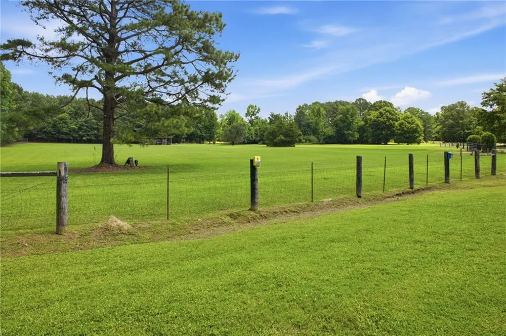 660 Mount Zion Road NE Resaca, GA 30735