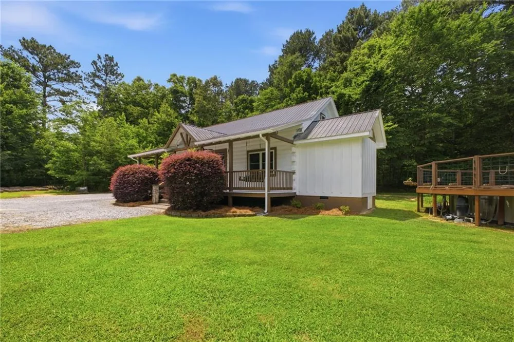 660 Mount Zion Road NE Resaca, GA 30735