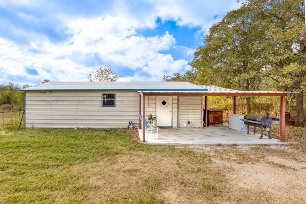 771 Hillje Road Kingsbury, TX 78638