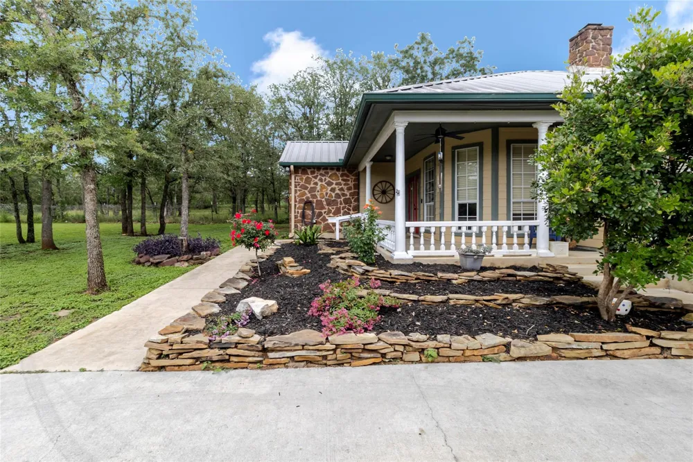 771 Hillje Road Kingsbury, TX 78638