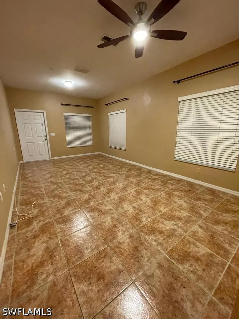 Amanda Lane #7 Naples, FL 34109