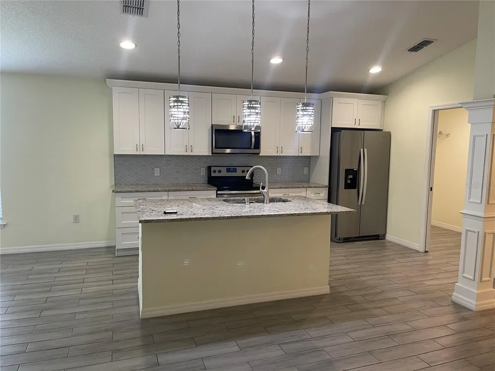 208 MISSOURI AVENUE St Cloud, FL 34769