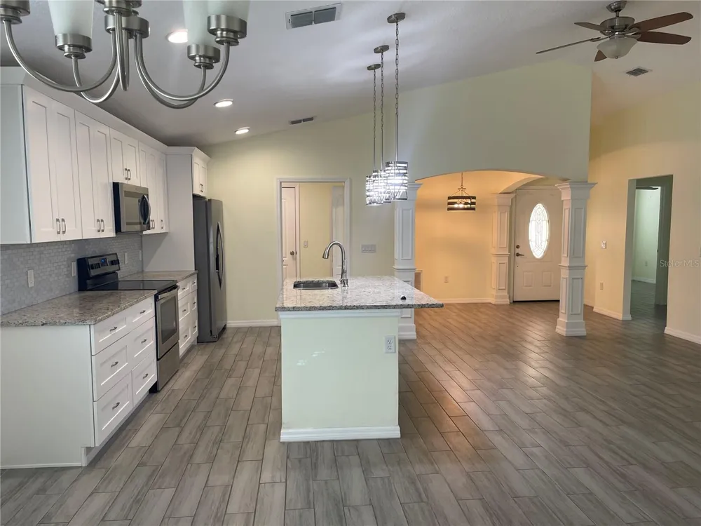 208 MISSOURI AVENUE St Cloud, FL 34769
