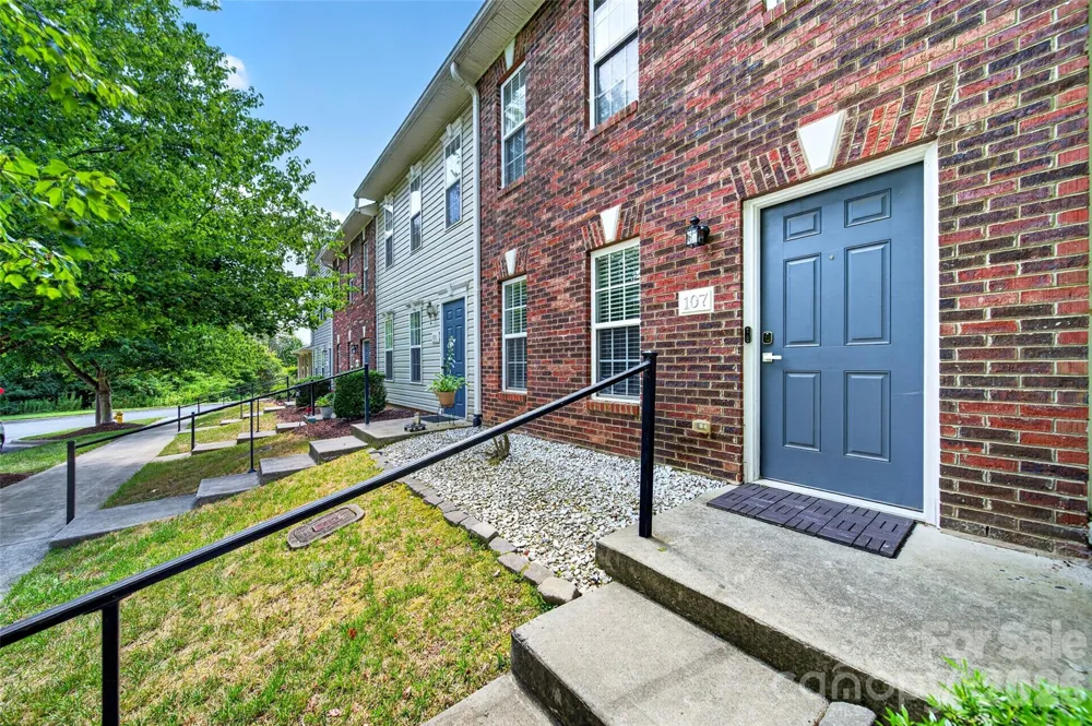 140 Locomotive Lane #107 Mooresville, NC 28115