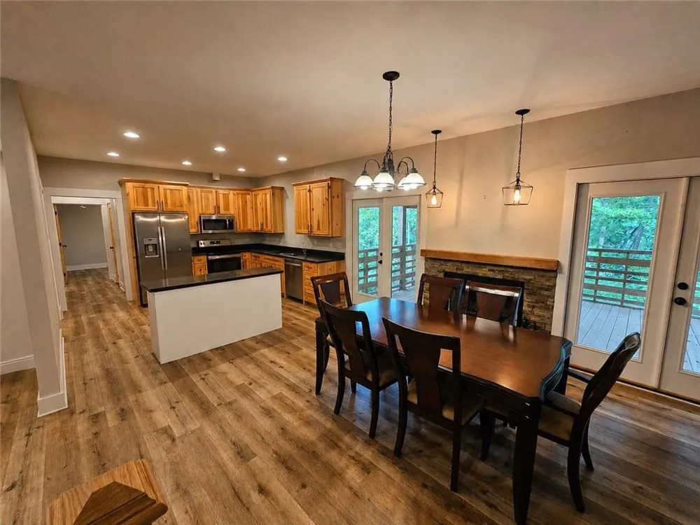 330 Glenridge Drive Cleveland, GA 30528