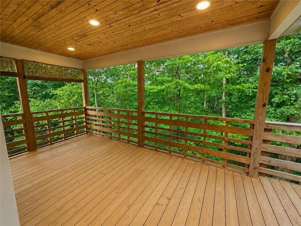 330 Glenridge Drive Cleveland, GA 30528