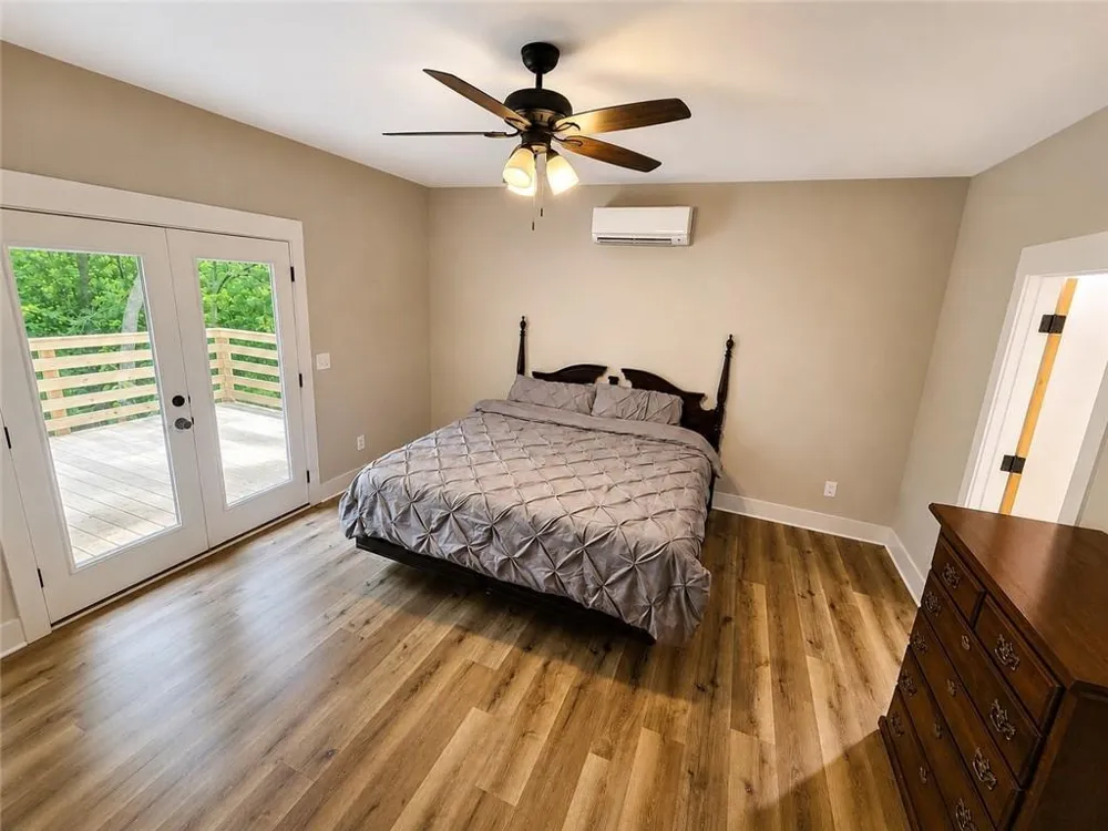 330 Glenridge Drive Cleveland, GA 30528