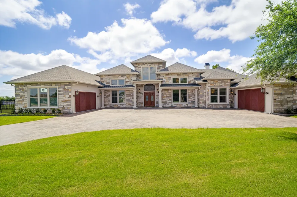 1020 Kingsbridge Lane McLendon Chisholm, TX 75032