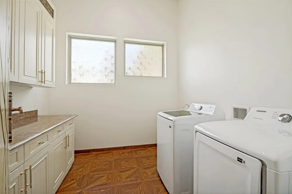 1020 Kingsbridge Lane McLendon Chisholm, TX 75032