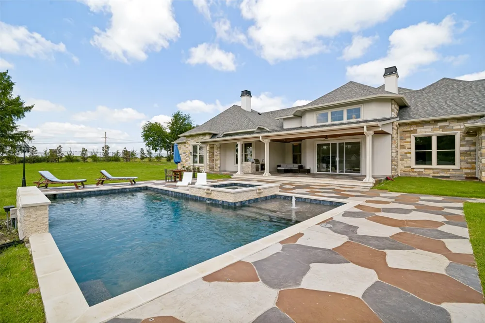 1020 Kingsbridge Lane McLendon Chisholm, TX 75032