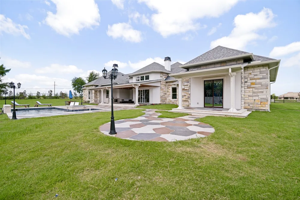 1020 Kingsbridge Lane McLendon Chisholm, TX 75032