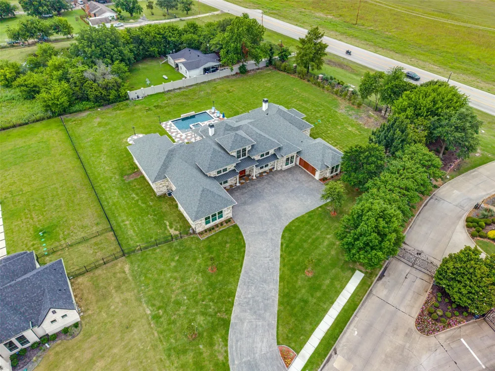 1020 Kingsbridge Lane McLendon Chisholm, TX 75032