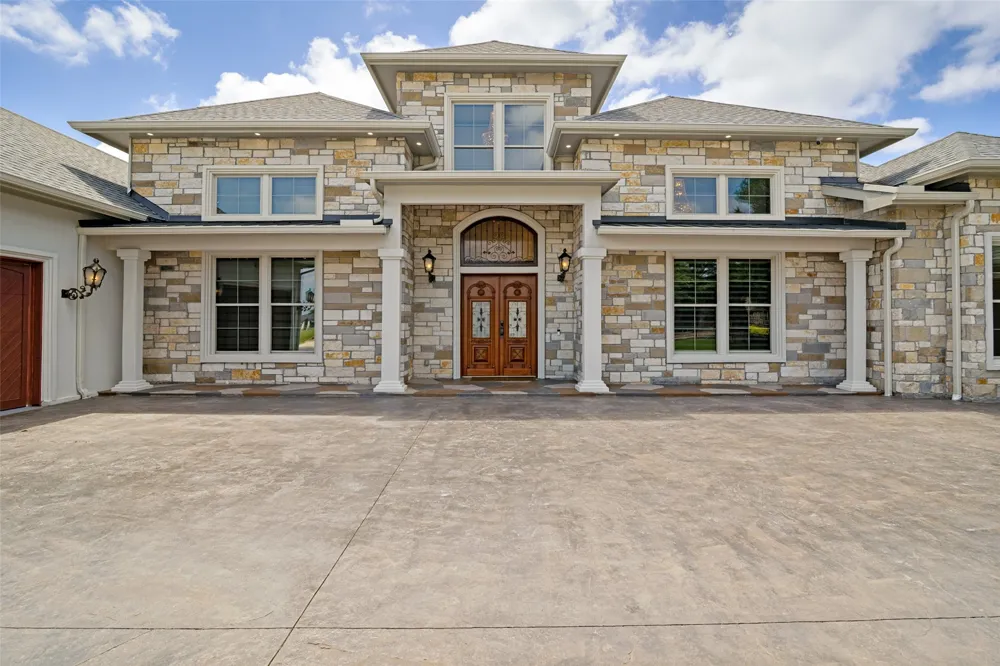 1020 Kingsbridge Lane McLendon Chisholm, TX 75032