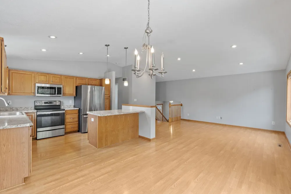 114 Lillie Lane SE Pine Island, MN 55963
