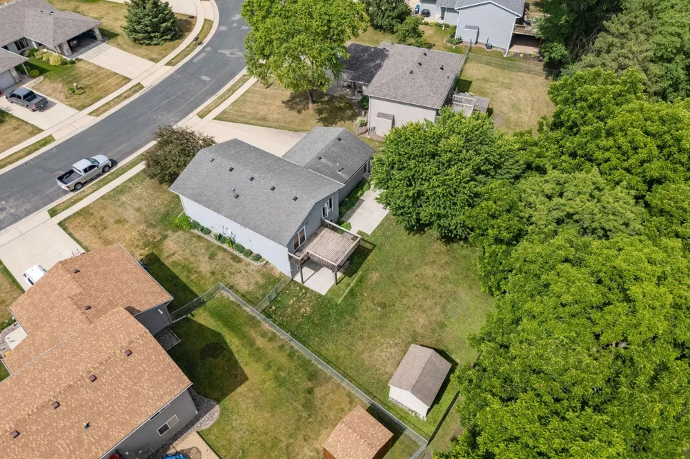 114 Lillie Lane SE Pine Island, MN 55963