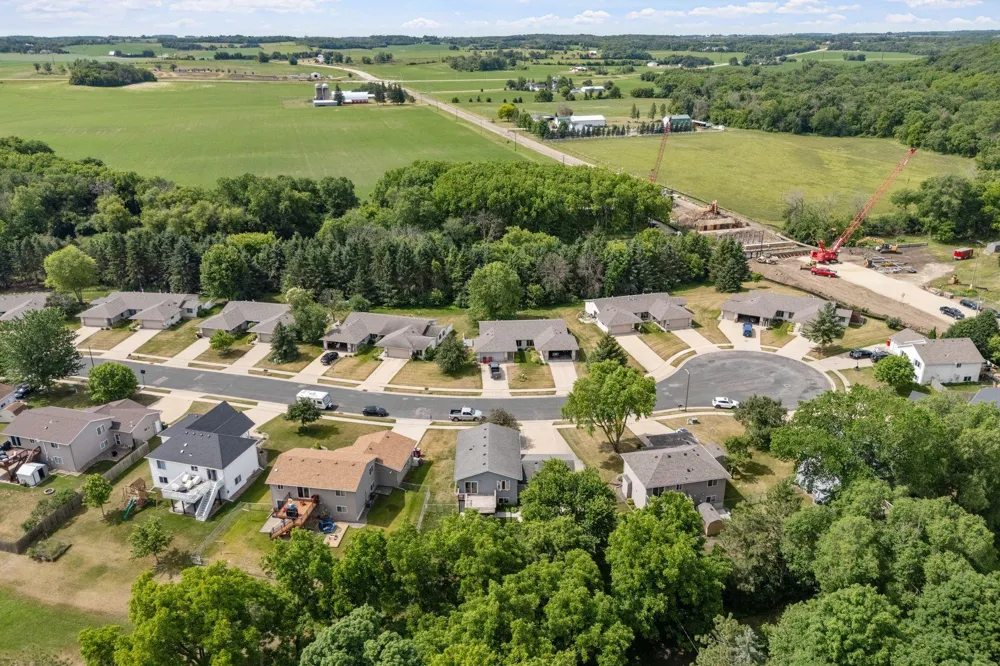 114 Lillie Lane SE Pine Island, MN 55963