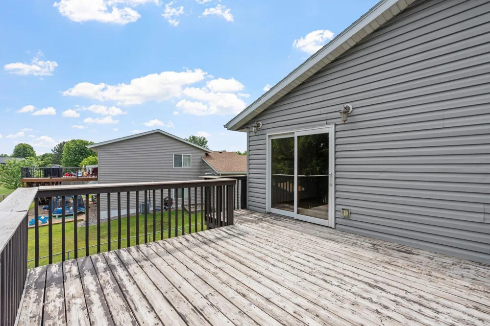 114 Lillie Lane SE Pine Island, MN 55963