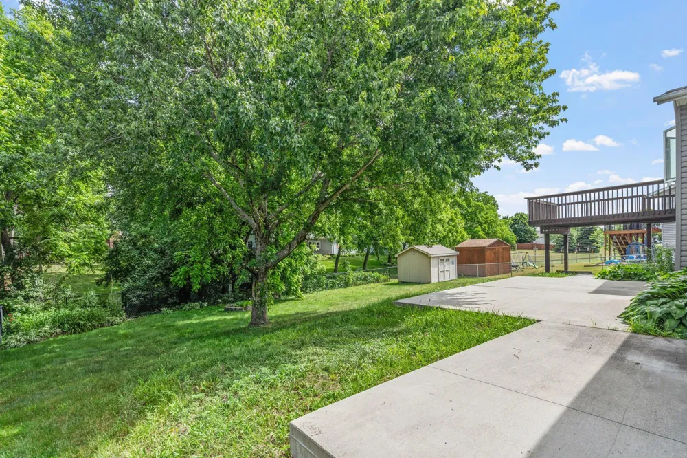 114 Lillie Lane SE Pine Island, MN 55963