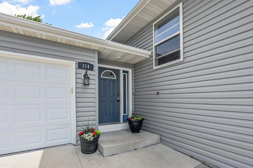 114 Lillie Lane SE Pine Island, MN 55963