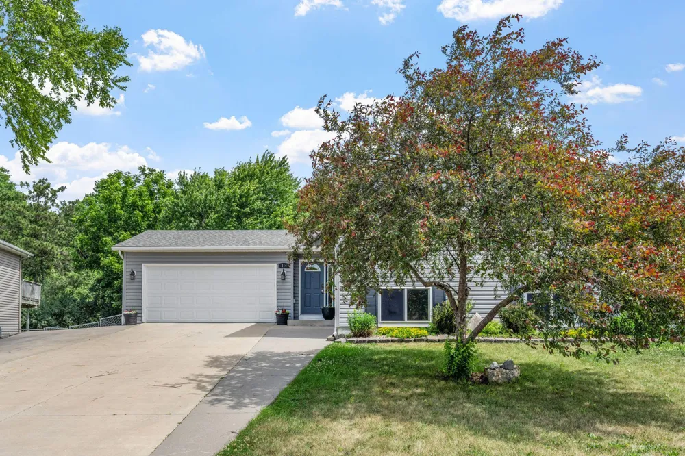 114 Lillie Lane SE Pine Island, MN 55963