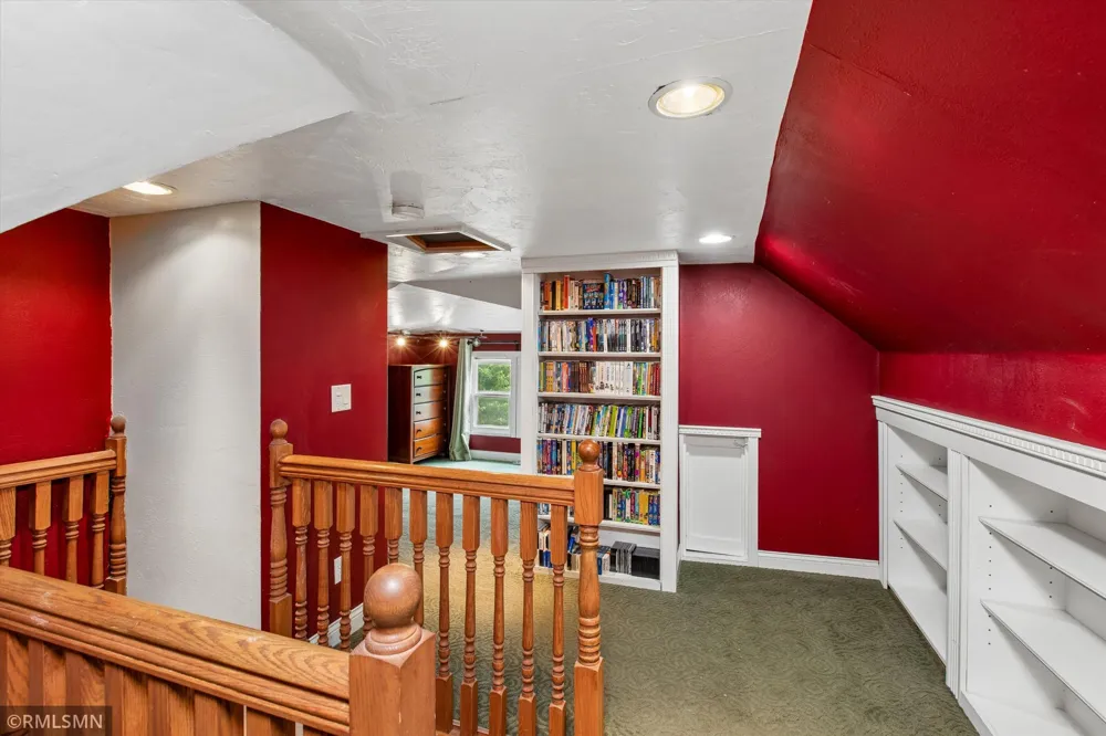 701 Hoffman Street W Cannon Falls, MN 55009