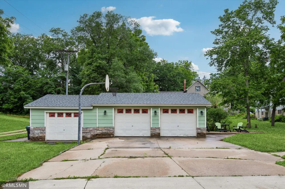 701 Hoffman Street W Cannon Falls, MN 55009