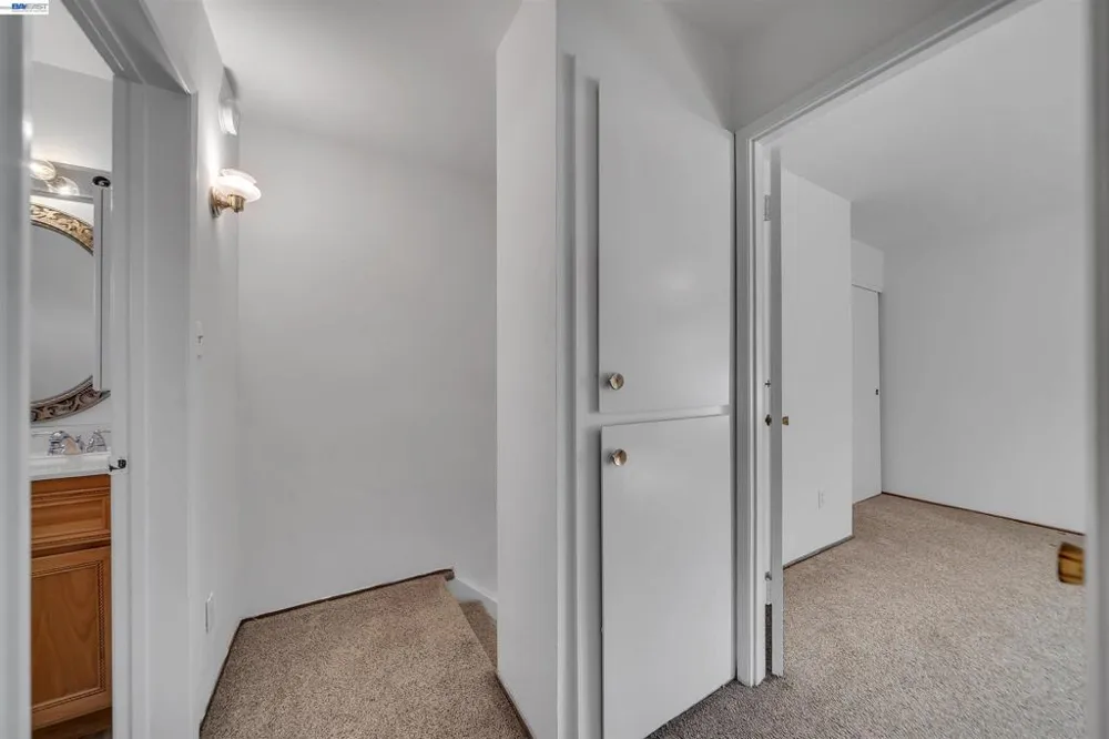 8848 La Riviera Dr #B Sacramento, CA 95826