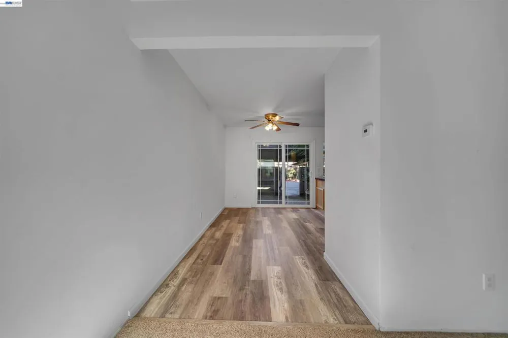 8848 La Riviera Dr #B Sacramento, CA 95826
