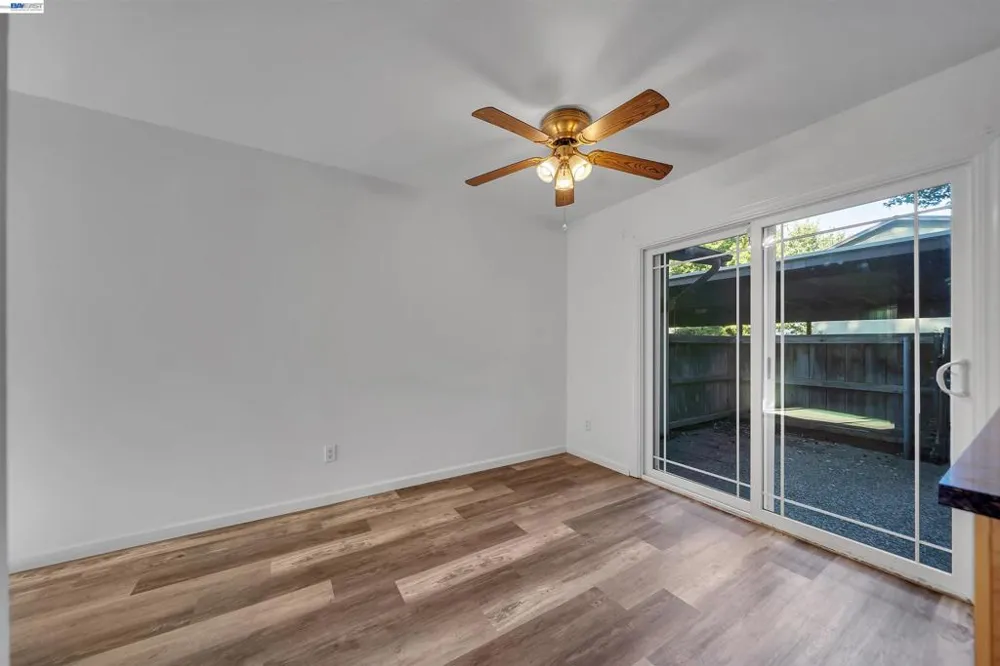 8848 La Riviera Dr #B Sacramento, CA 95826