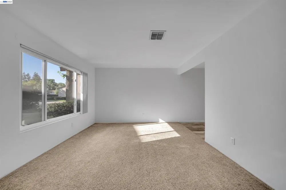 8848 La Riviera Dr #B Sacramento, CA 95826