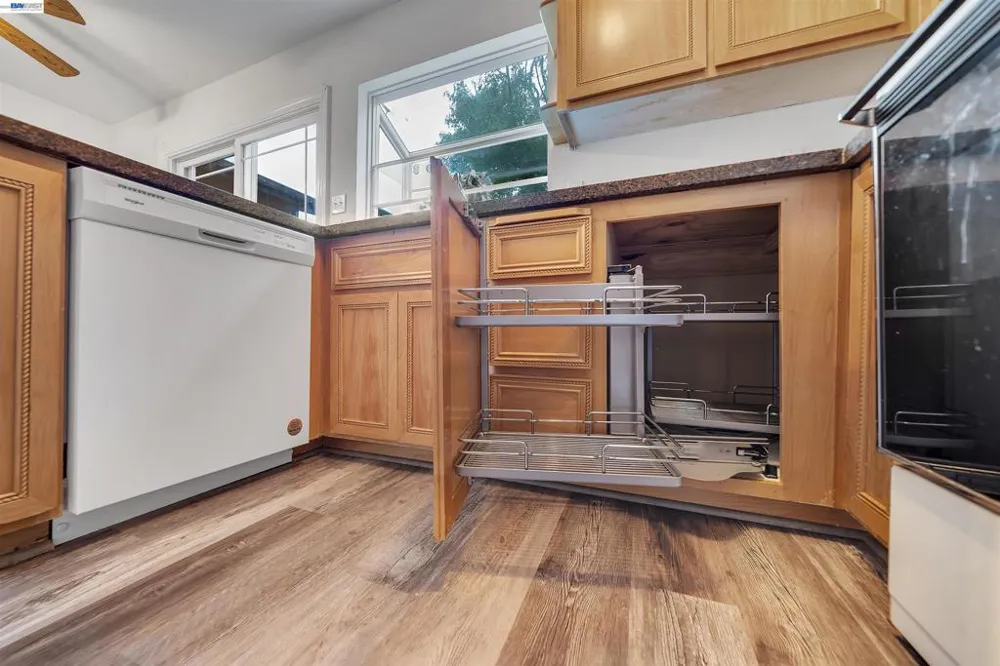 8848 La Riviera Dr #B Sacramento, CA 95826