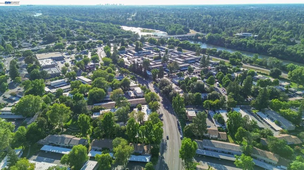 8848 La Riviera Dr #B Sacramento, CA 95826