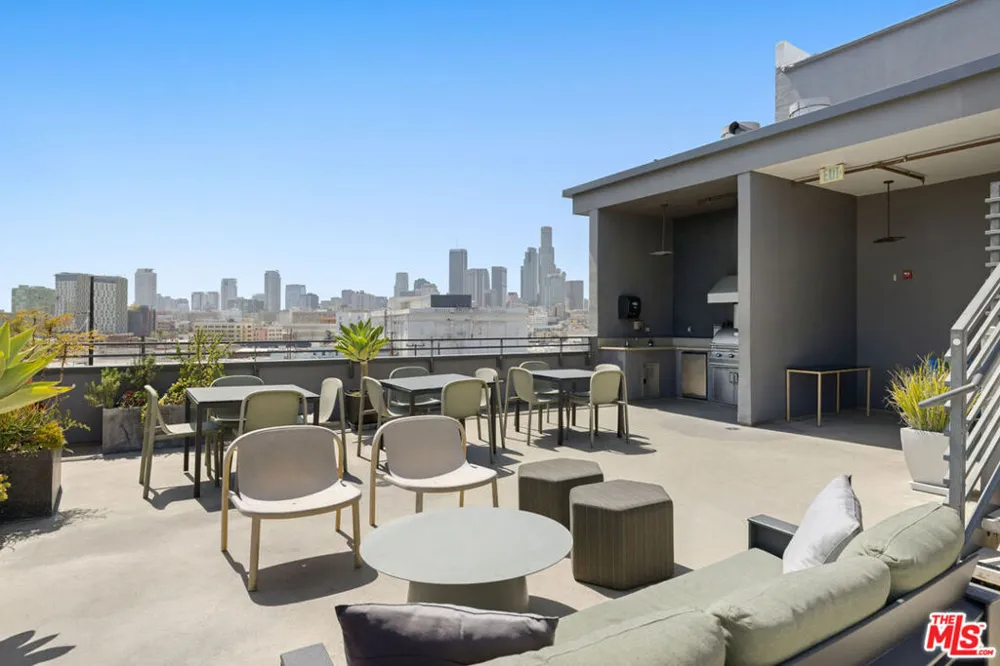 825 E 4th Street #503 Los Angeles, CA 90013