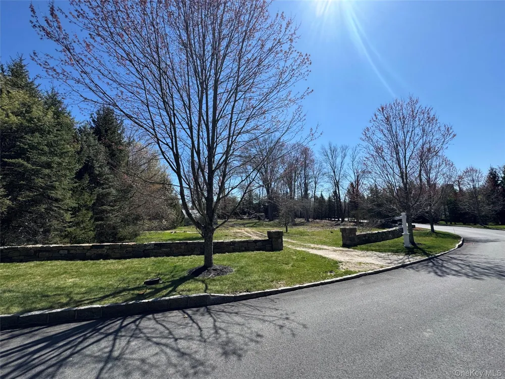 5 Stone Bridge Road Purchase, NY 10577