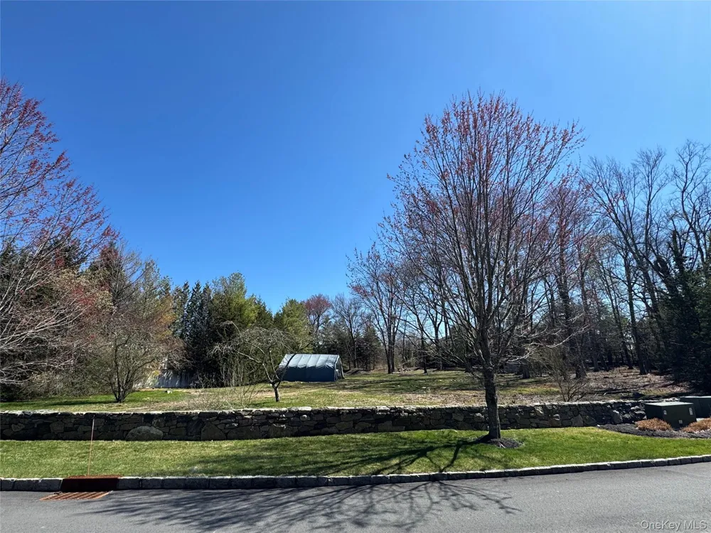 5 Stone Bridge Road Purchase, NY 10577