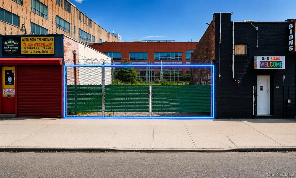 1520 Inwood Avenue Bronx, NY 10452