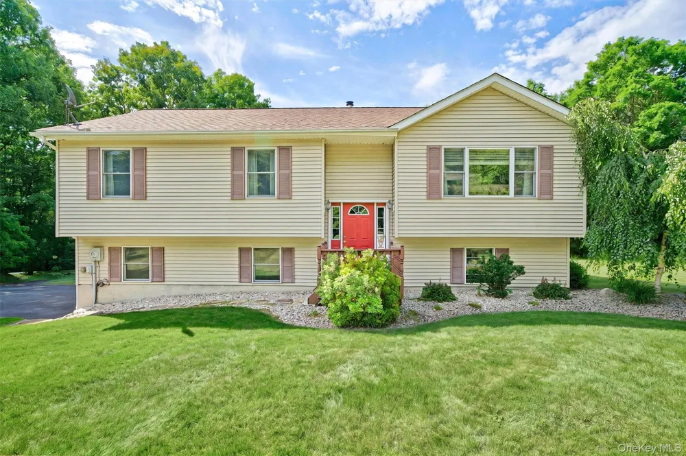 1019 Benjamin Vankeuren Drive Pine Bush, NY 12566