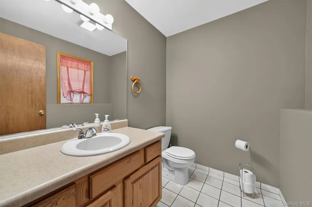1019 Benjamin Vankeuren Drive Pine Bush, NY 12566
