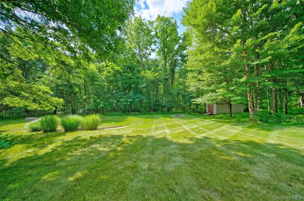 1019 Benjamin Vankeuren Drive Pine Bush, NY 12566