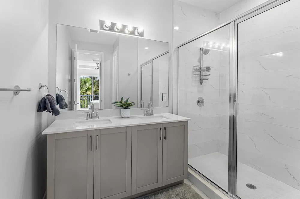 610 Pioneer Way Royal Palm Beach, FL 33411