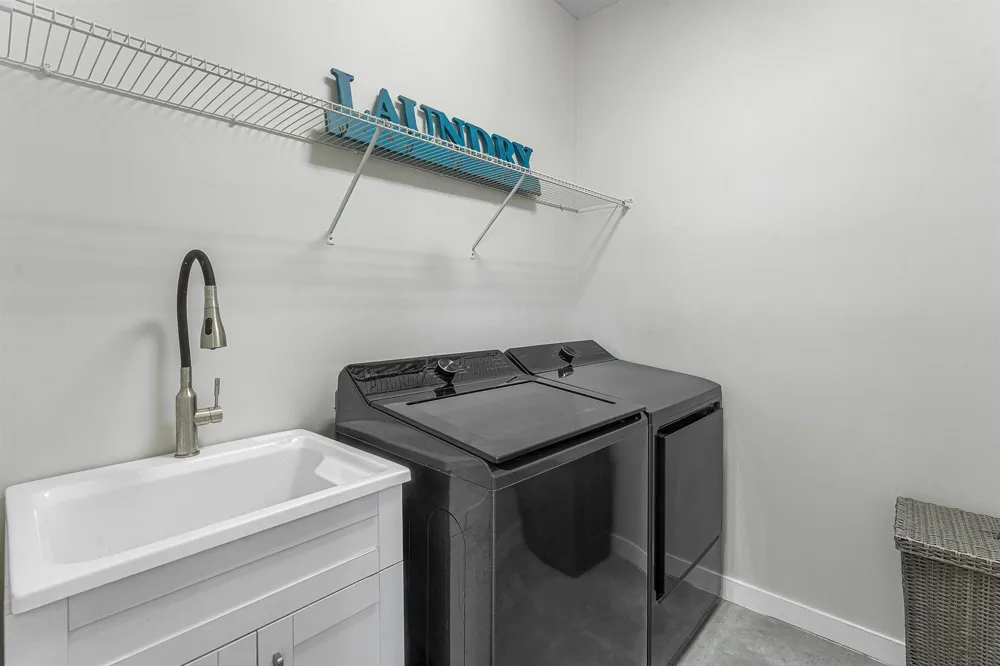 610 Pioneer Way Royal Palm Beach, FL 33411