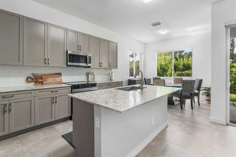 610 Pioneer Way Royal Palm Beach, FL 33411