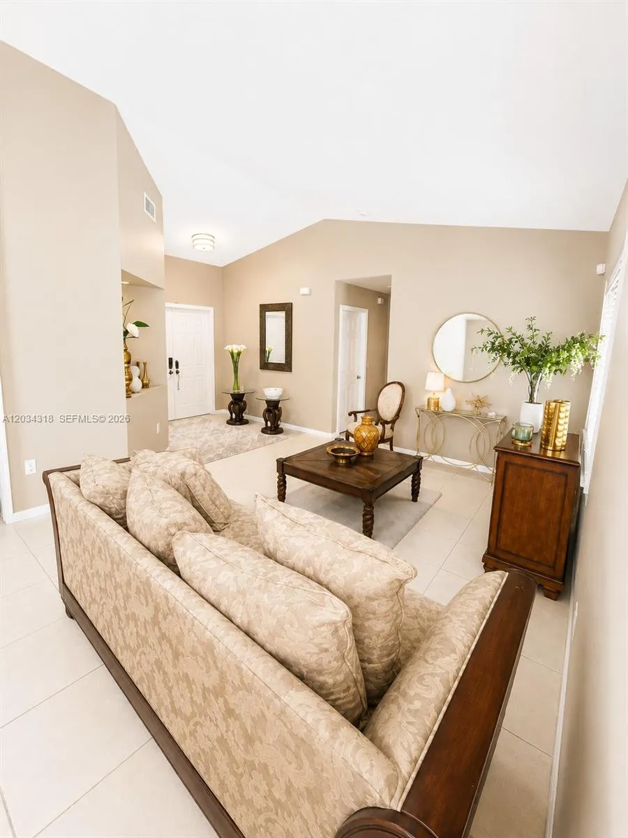 14856 SW 179th St Miami, FL 33187