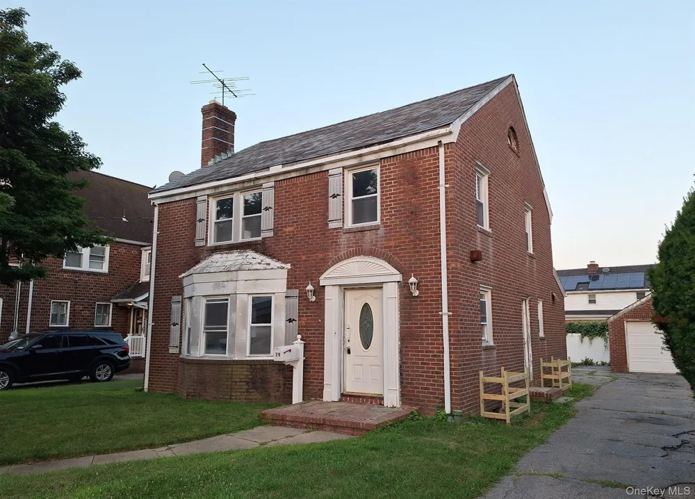 79 Elmwood Avenue Hempstead, NY 11550