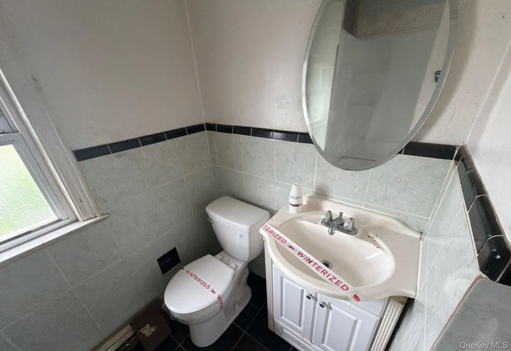 79 Elmwood Avenue Hempstead, NY 11550
