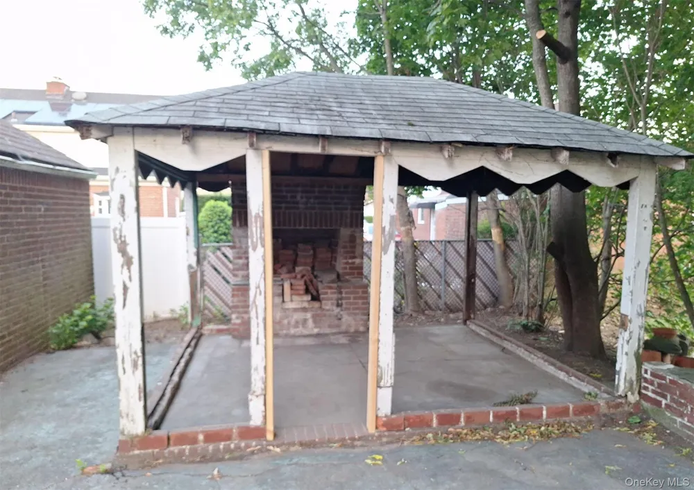 79 Elmwood Avenue Hempstead, NY 11550