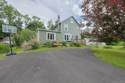 678 Prosperous Valley Road