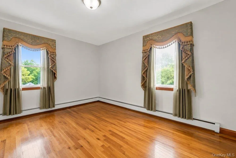 Address Not Shown Rosedale, NY 11422