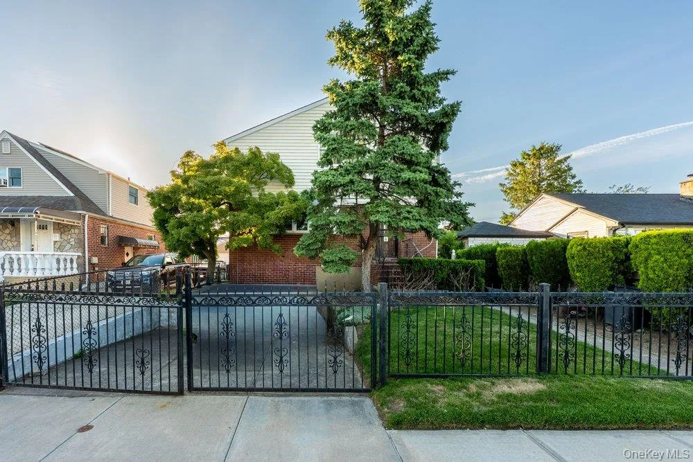Address Not Shown Rosedale, NY 11422